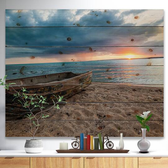 Designart - Rusty Row Boat on Sand at Sunset - Seascape Print on Natural Pine Wood